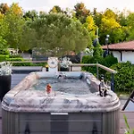 بيت للعطل Seahouse Ocean Beauty In Marina With Open Sea View, Terrace And Jacuzzi بورتوروز