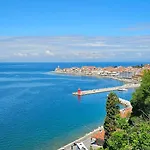 Ocean Beauty Beachfront Lux Boat House In Marina With Sea View And Jacuzzi * Portoroz