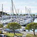 Ocean Beauty Beachfront Lux Boat House In Marina With Sea View And Jacuzzi Portoroz