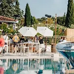 Holiday home Ocean Beauty Beachfront Lux Boat House In Marina With Sea View And Jacuzzi *