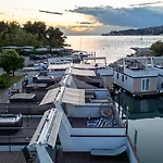 Ocean Beauty Beachfront Lux Boat House In Marina With Sea View And Jacuzzi Holiday home Portoroz