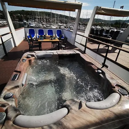 Floating Seahouse Ocean Beauty Holiday home Portoroz