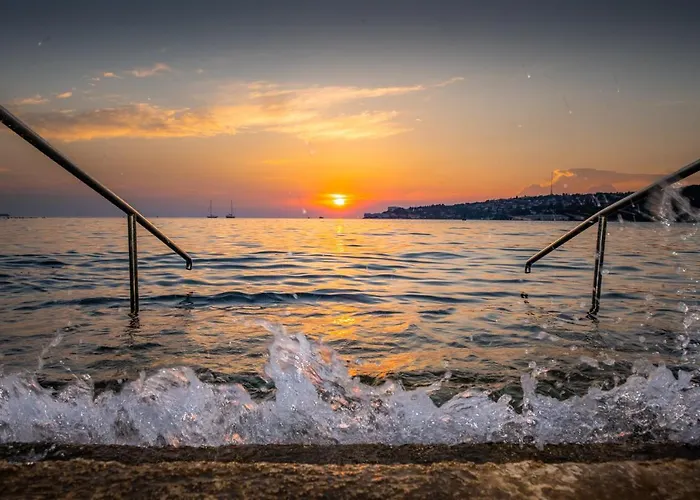 Seahouse Ocean Beauty In Marina With Open Sea View, Terrace And Jacuzzi * بورتوروز