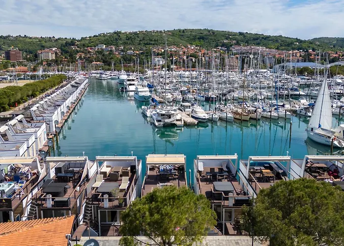 بيت للعطل Seahouse Ocean Beauty In Marina With Open Sea View, Terrace And Jacuzzi *